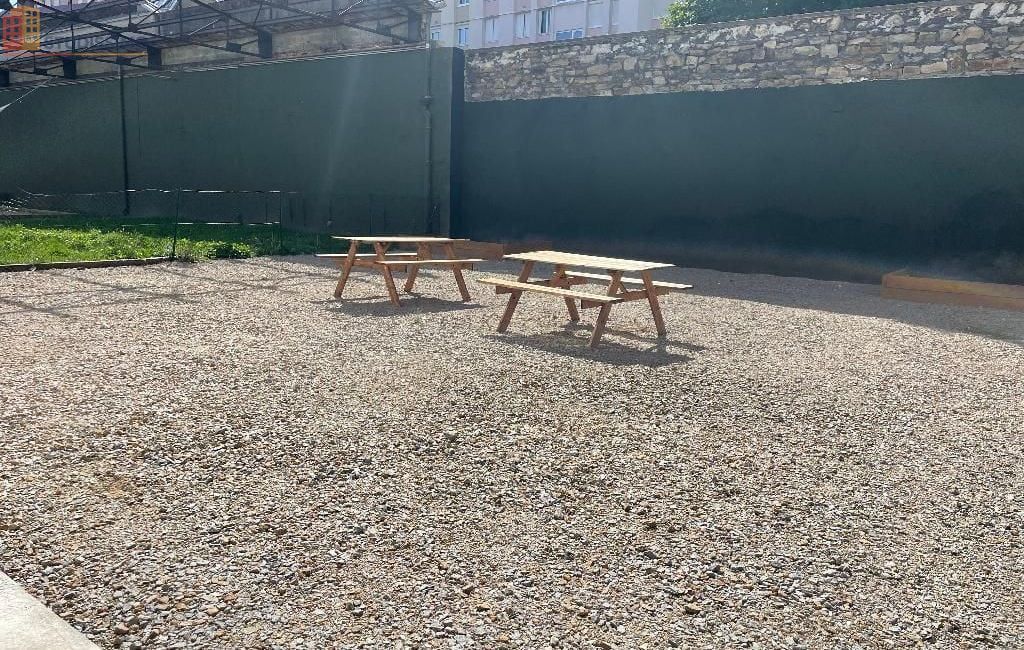 Studio meublé 25m² Saint-Étienne 42100 - Meublé, 2e étage - Photo 1