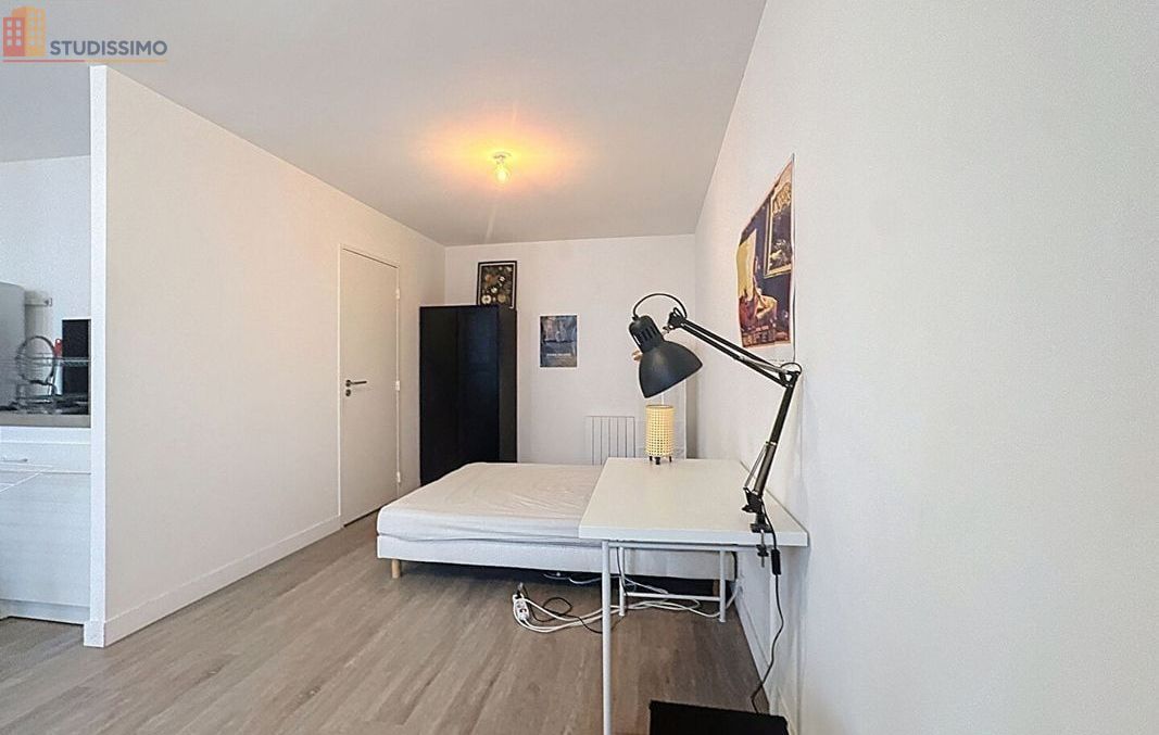 Studio meublé 25m² Saint-Étienne 42100 - Meublé, 1er étage - Photo 1