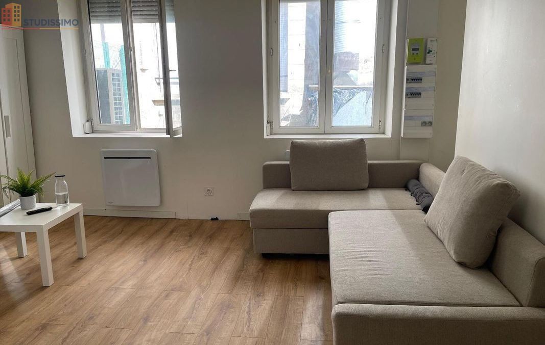 Studio 24m² Saint-Étienne - Lumineux, au 1er étage - Photo 11