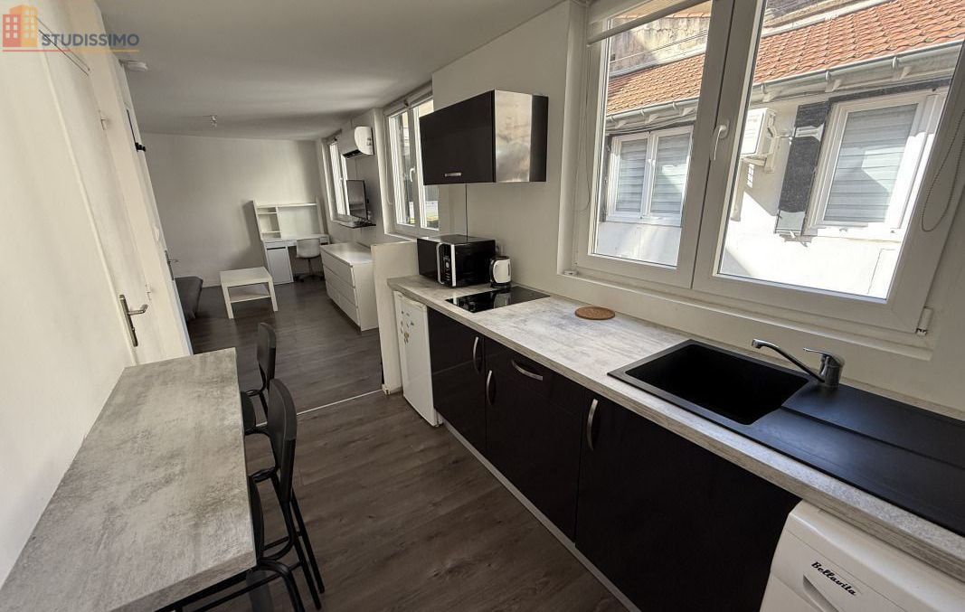 Studio meublé 26m² Saint-Étienne - Meublé, DPE D - Photo 23