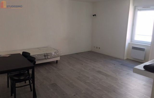 Studio 35m² Roanne - lumineux, proche commodités - Photo 4