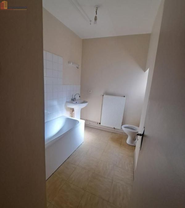 Studio 35m² Charlieu 42190 - Photo 7