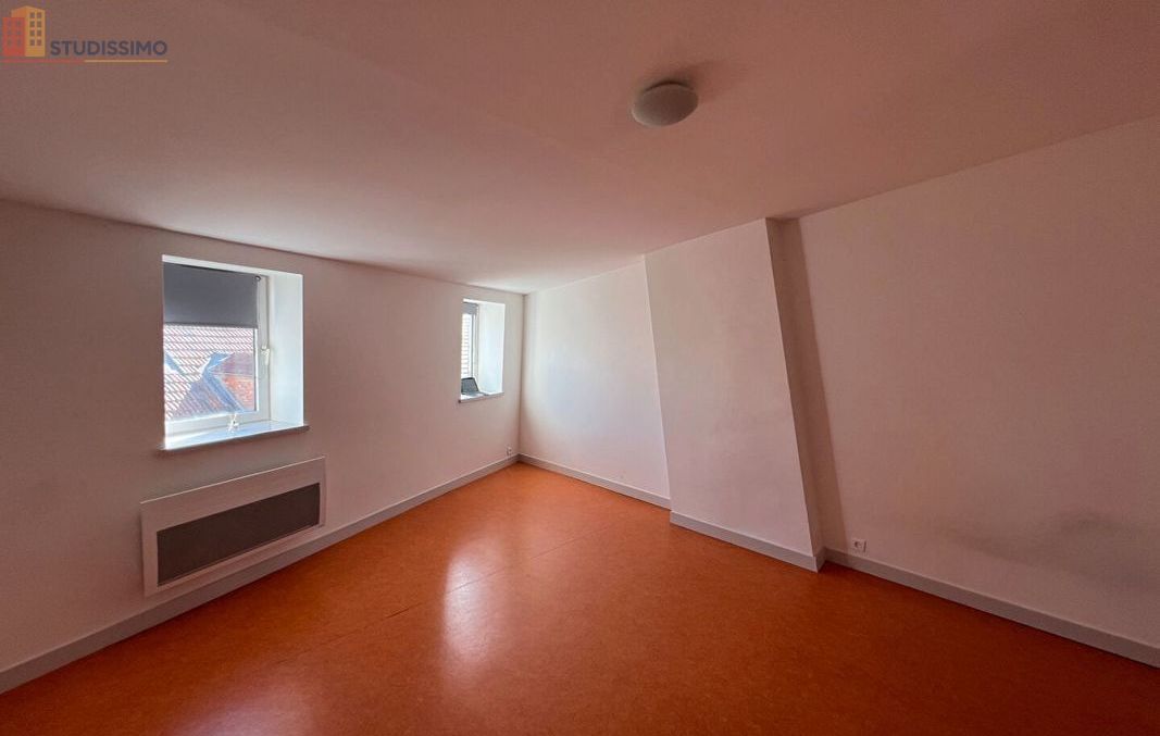 Studio 31m² Roanne 42300 - Dernier étage, lumineux - Photo 2