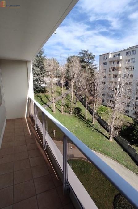 Studio 32m² Saint-Étienne 42100 - Étage élevé, lumineux - Photo 3