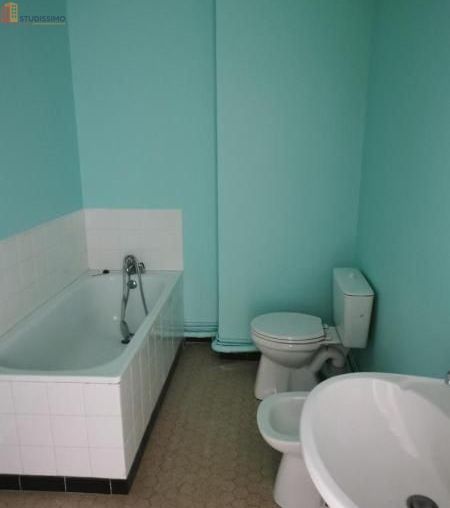 Studio 31m² Saint-Genest-Lerpt - Étage 2, DPE D - Photo 2