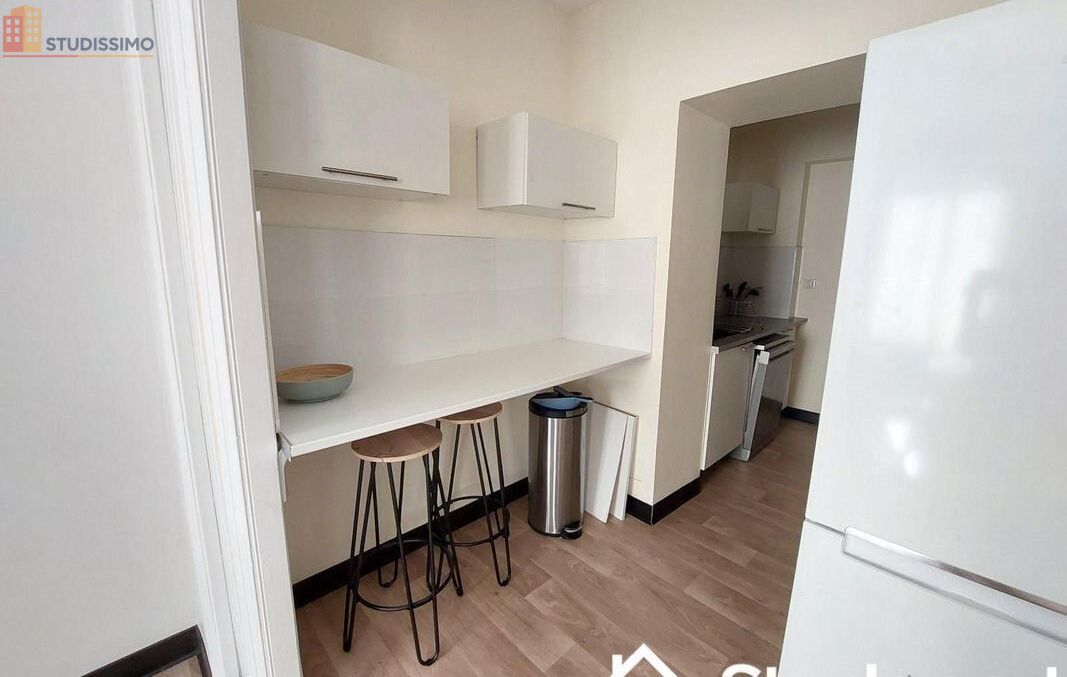 Studio 9m² Saint-Étienne 42000 - Meublé, au 2e étage - Photo 8