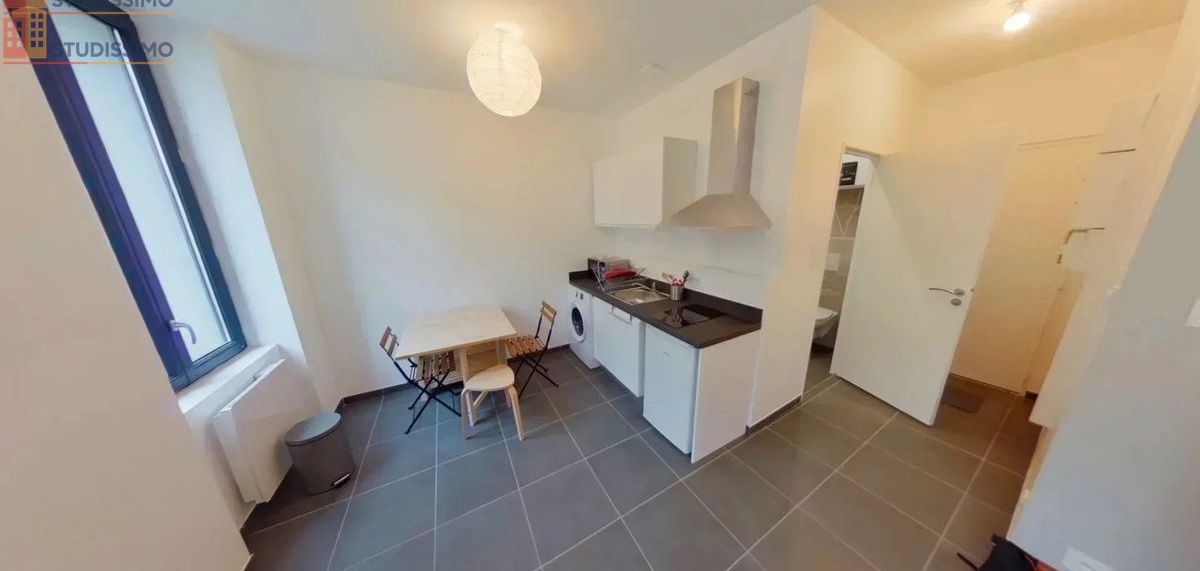 Studio meublé 21m² Saint-Étienne - Meublé, 2e étage - Photo 3