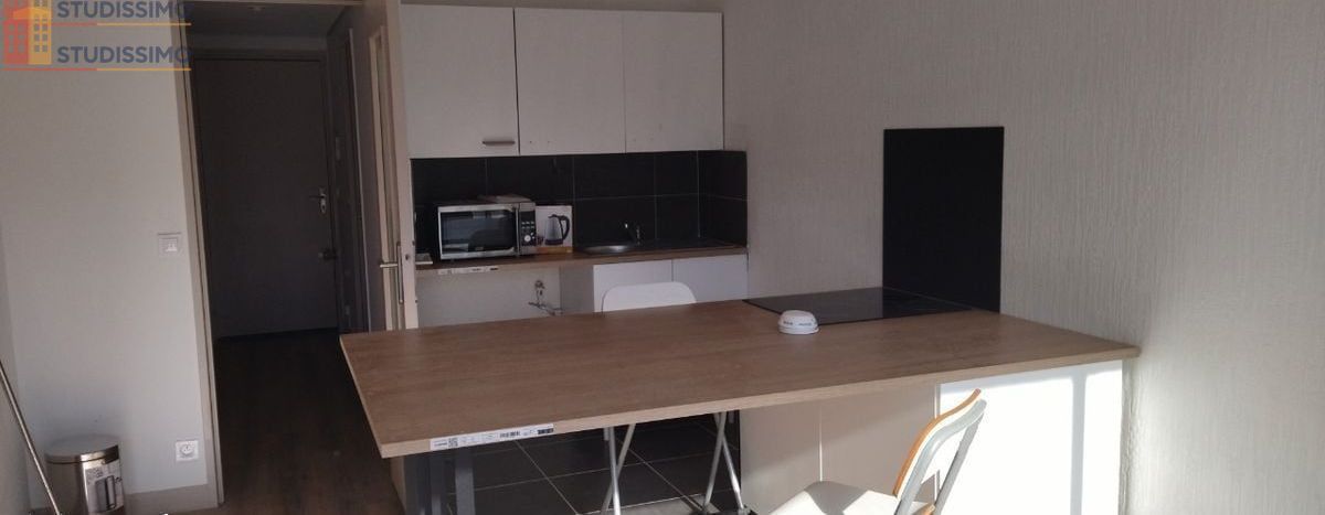 Studio meublé 33m² Saint-Étienne 42000 - Grand, meublé - Photo 1