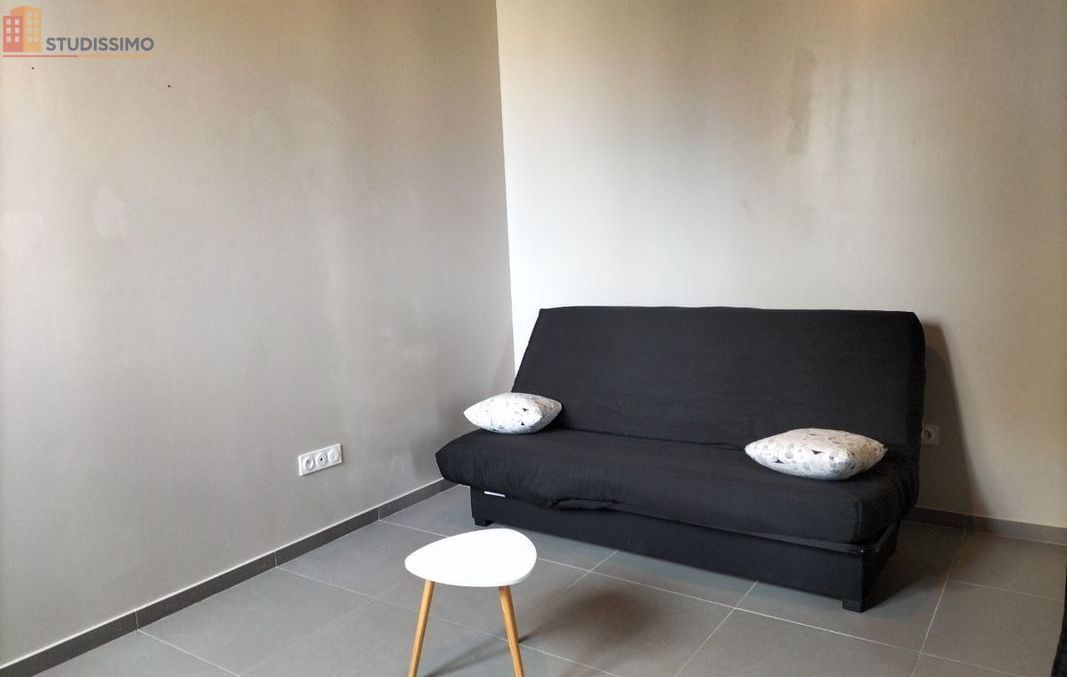 Studio meublé 29m² Roanne - Parking, DPE B - Photo 10