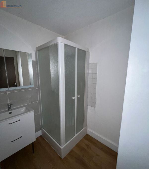 Studio 32m² Roanne 42300 - Photo 1