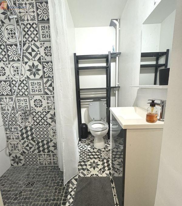 Studio meublé 35m² Saint-Étienne - Meublé, 1 pièce - Photo 8