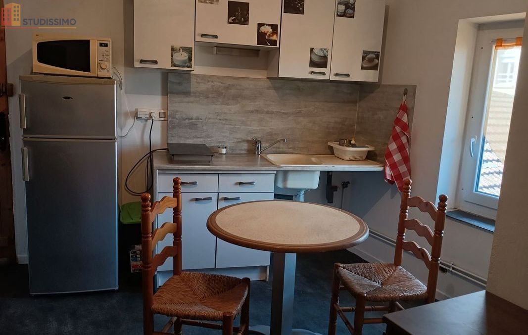 Studio meublé 20m² Saint-Germain-Lespinasse - Meublé, 2e étage - Photo 1