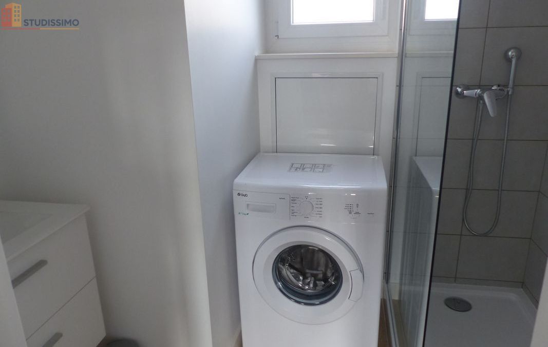 Studio meublé 18m² Roanne - Meublé, 2ème étage - Photo 3