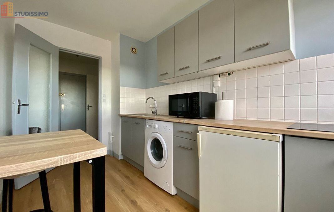 Studio meublé 30m² Roanne 42300 - En dernier étage, lumineux - Photo 5