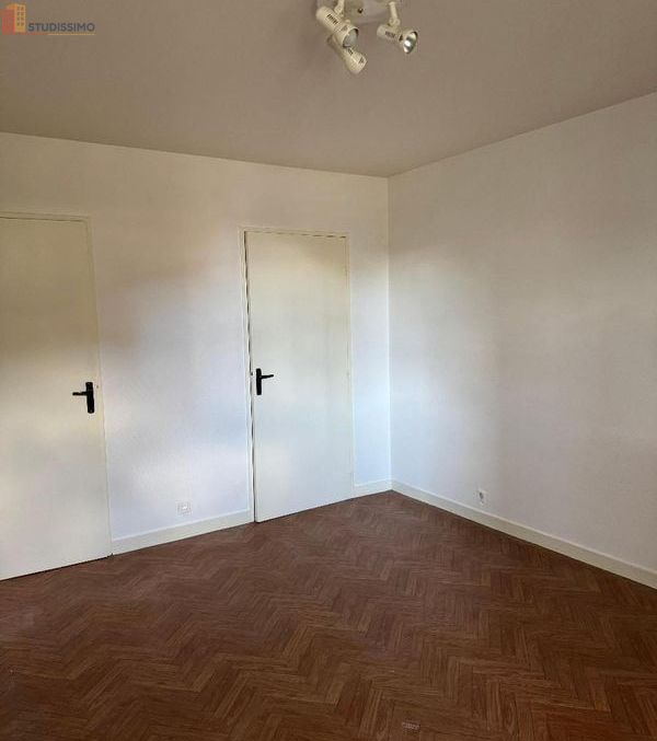 Studio 31m² Montbrison - Lumineux, proche centre-ville - Photo 3