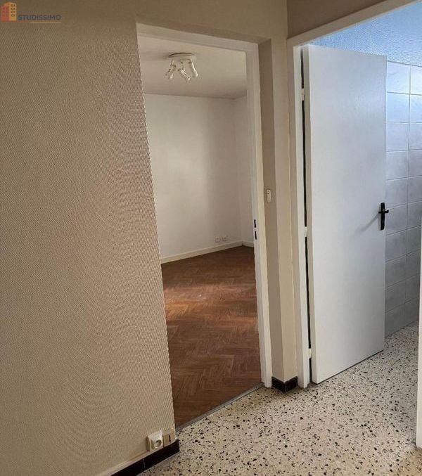 Studio 31m² Montbrison - Lumineux, proche centre-ville - Photo 1