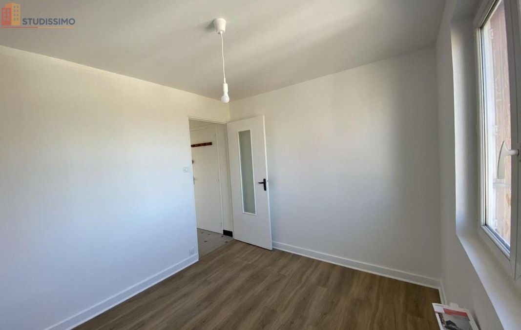 Studio 29m² Montbrison - 2e étage, DPE D - Photo 7
