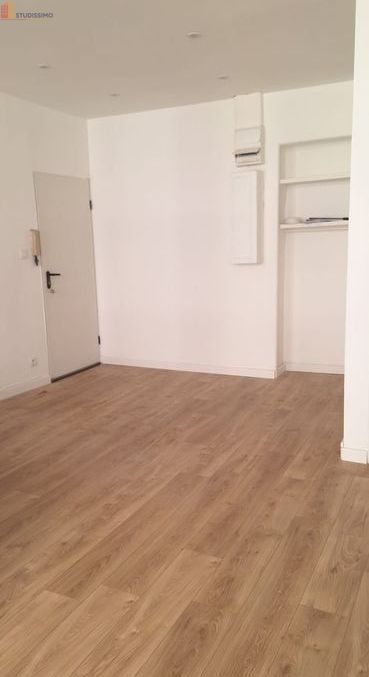 Studio meublé 28m² Saint-Étienne - Meublé, 2e étage - Photo 4