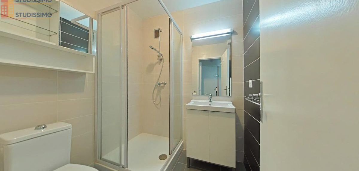 Studio meublé 26m² Saint-Étienne 42000 - Meublé, étage 4 - Photo 2