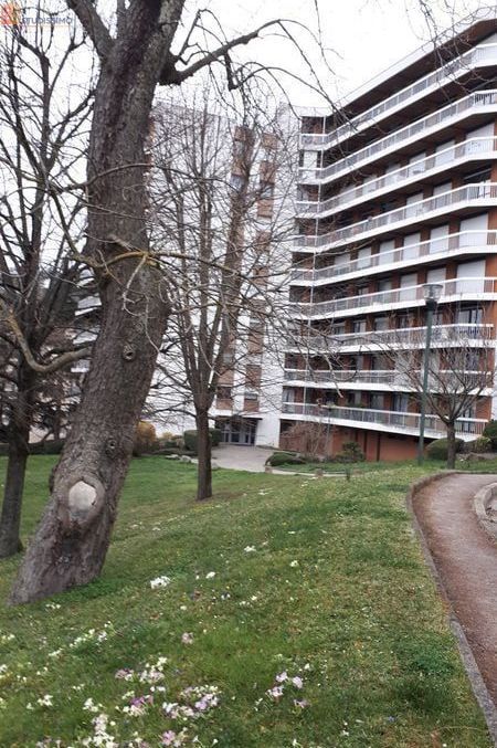 Studio 33m² Saint-Étienne 42000 - Meublé, bon état - Photo 1
