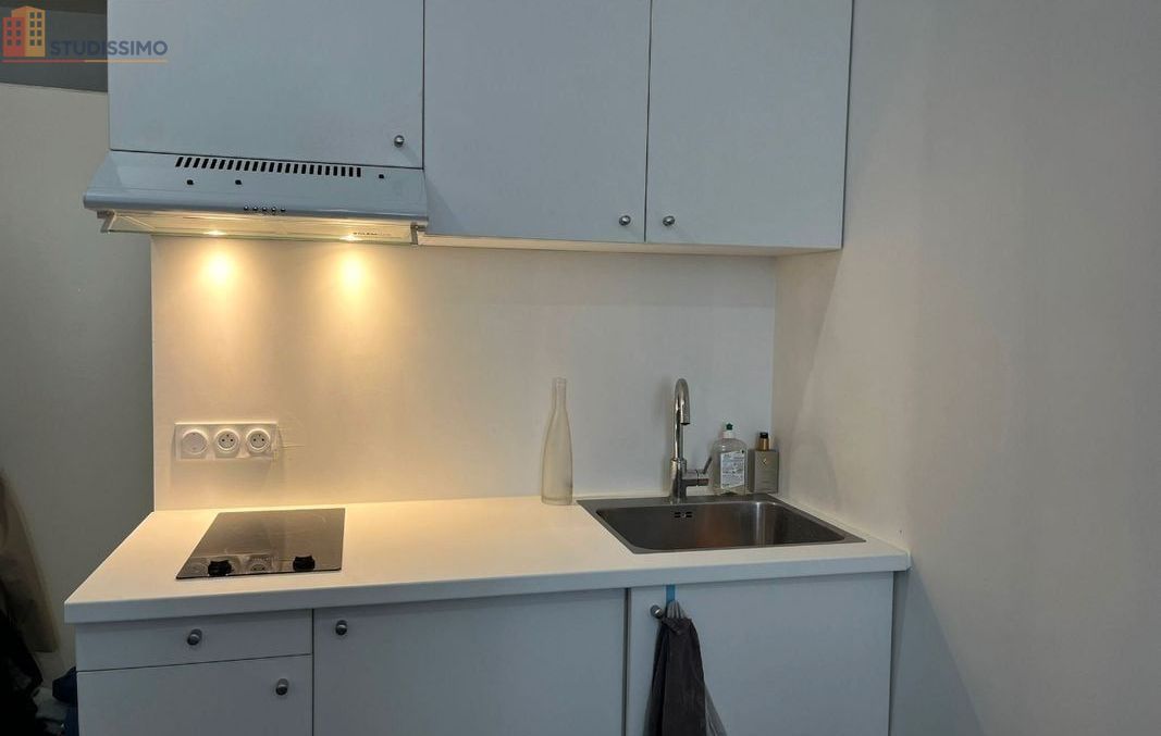 Studio meublé 30m² Saint-Étienne - Meublé, 1er étage - Photo 3