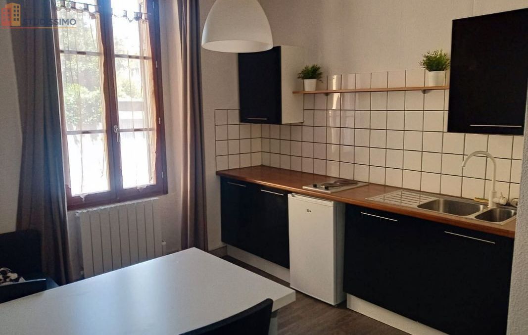 Studio meublé 15m² Saint-Étienne 42000 - Hyper centre - Photo 1