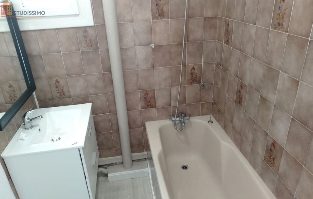 Studio meublé 15m² Saint-Étienne 42100 - Meublé, 5e étage - Photo 9