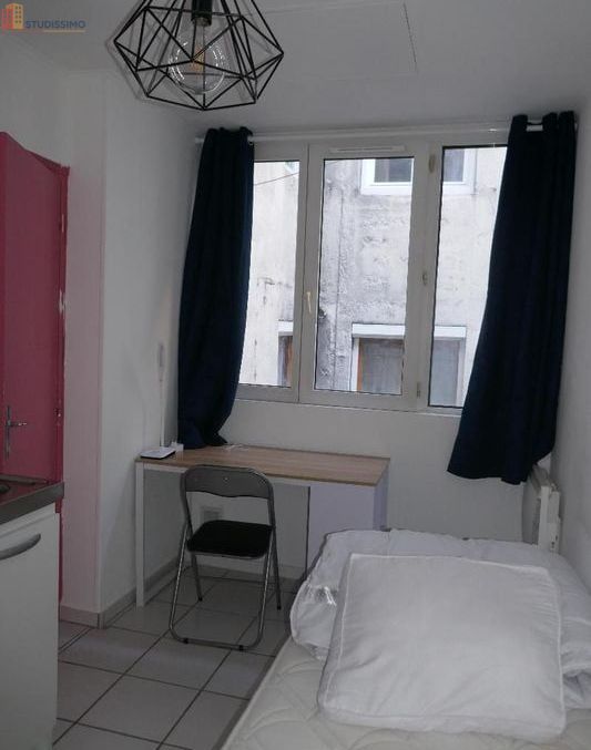 Studio meublé 12m² Saint-Étienne 42000 - Meublé, 1er étage - Photo 15