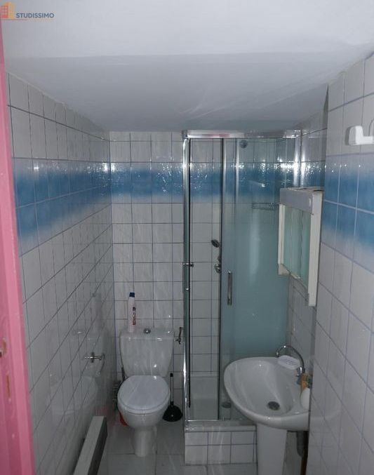 Studio meublé 12m² Saint-Étienne 42000 - Meublé, 1er étage - Photo 8