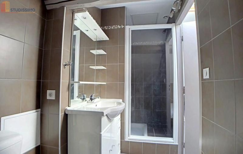 Studio meublé 22m² Saint-Étienne 42100 - 5e étage, meublé - Photo 1