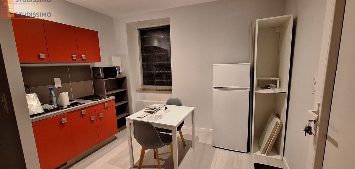 Studio meublé 16m² Noirétable - Meublé, DPE D - Photo 1
