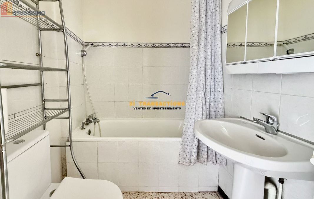 Studio 28m² Saint-Étienne 42000 - Photo 3