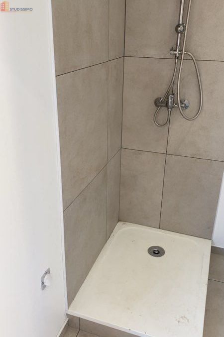Studio meublé 23m² Saint-Étienne 42100 - Rénové, proche tram - Photo 4