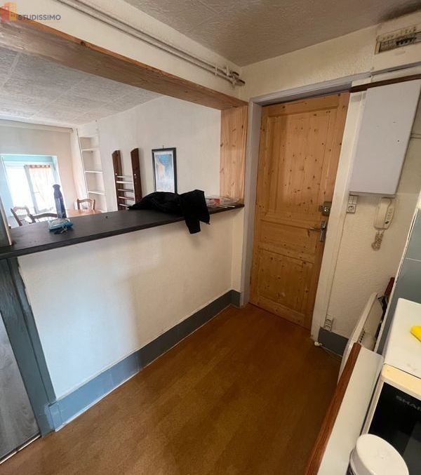 Studio meublé 25m² Le Coteau - Meublé, dernier étage - Photo 3