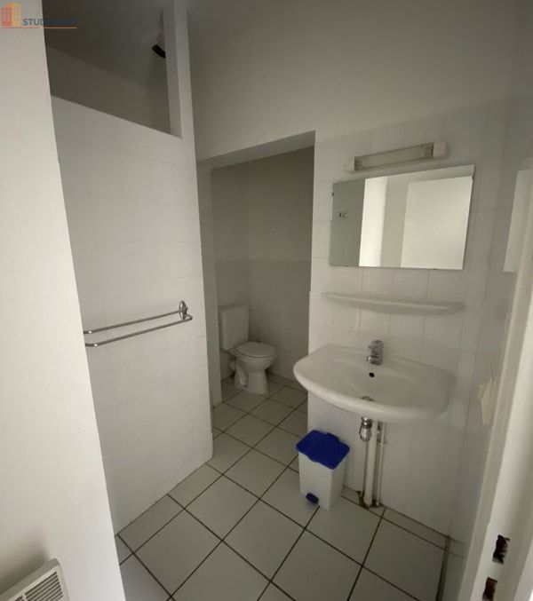 Studio 28m² Saint-Étienne 42000 - Photo 1