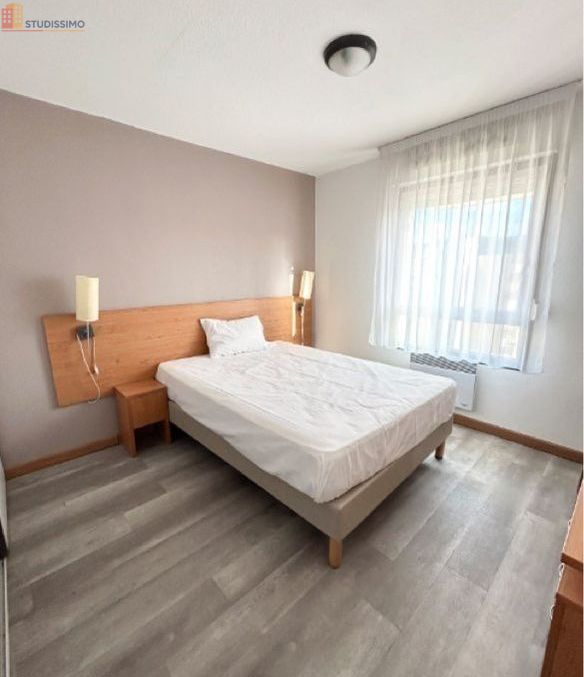 Studio meublé 18m² Saint-Étienne 42100 - Meublé, dernier étage - Photo 5