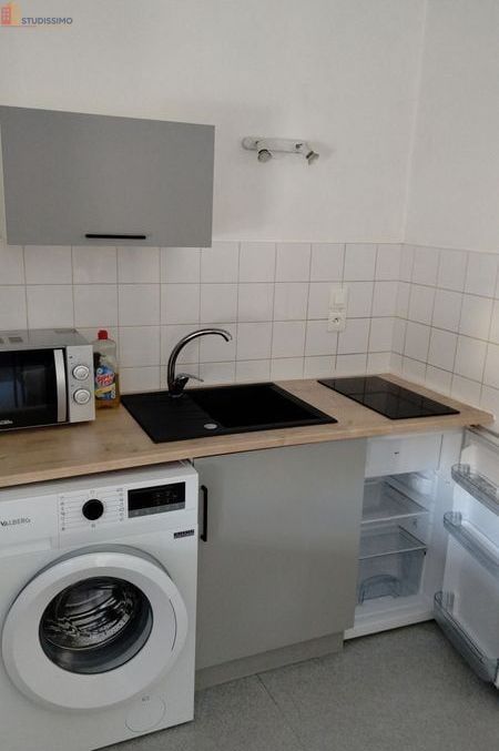 Studio meublé 24m² Saint-Étienne 42000 - Meublé, dernier étage - Photo 8