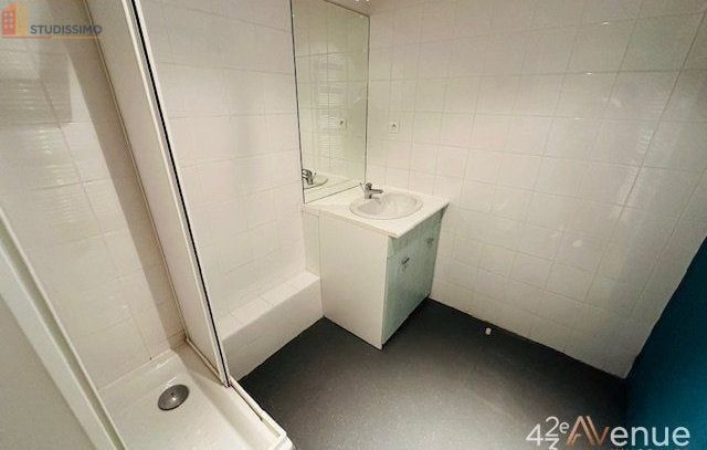Studio meublé 33m² Saint-Étienne - Meublé, DPE D - Photo 2