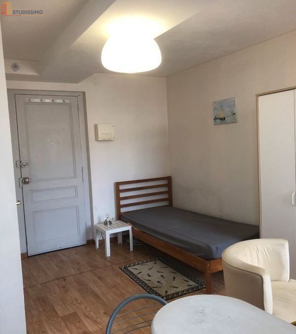 Studio 25m² Saint-Étienne 42100 - Meublé, 3e étage - Photo 3