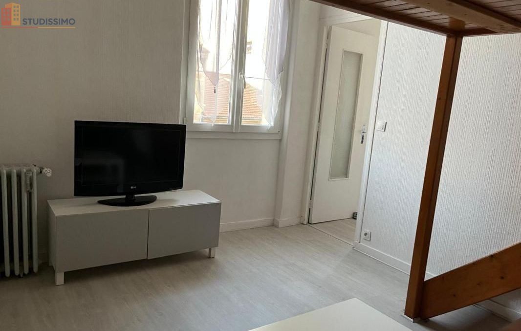 Studio 25m² Saint-Étienne 42000 - Photo 2