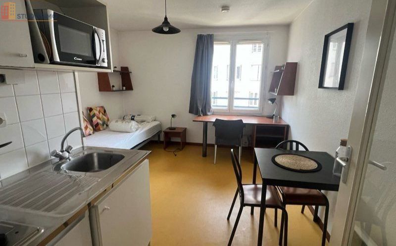 Studio meublé 18m² Saint-Étienne centre-ville - Calme, lumineux - Photo 10