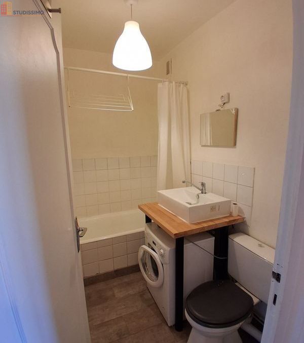 Studio meublé 30m² Saint-Étienne 42000 - Ascenseur, parking - Photo 2