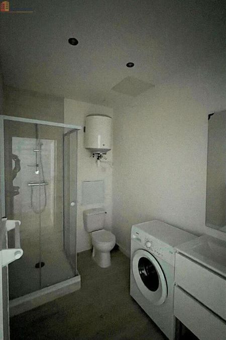Studio meublé 26m² Saint-Étienne 42000 - Meublé, DPE D - Photo 7