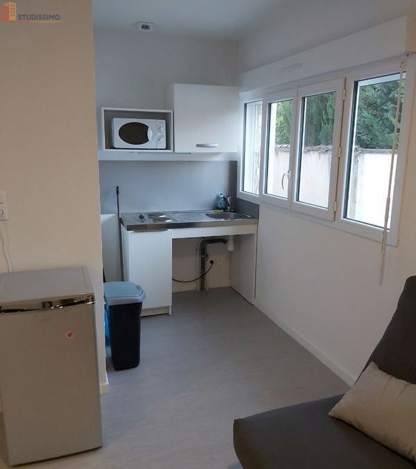 Studio meublé 22m² Roanne - Proche gare et IUT - Photo 8