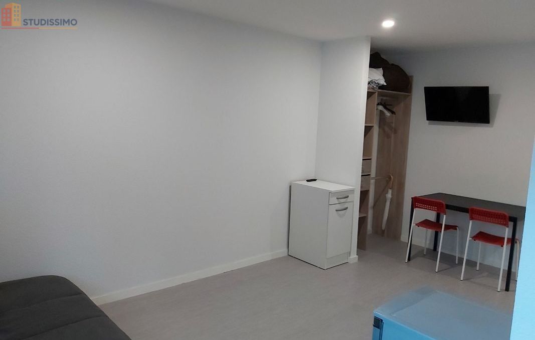 Studio meublé 22m² Roanne - Proche gare et IUT - Photo 6