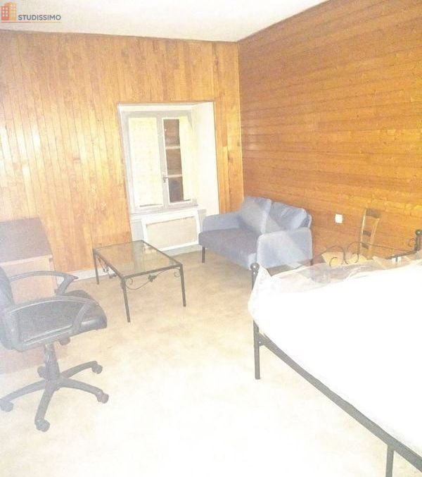 Studio meublé 40m² Saugues - Meublé, dernier étage - Photo 2
