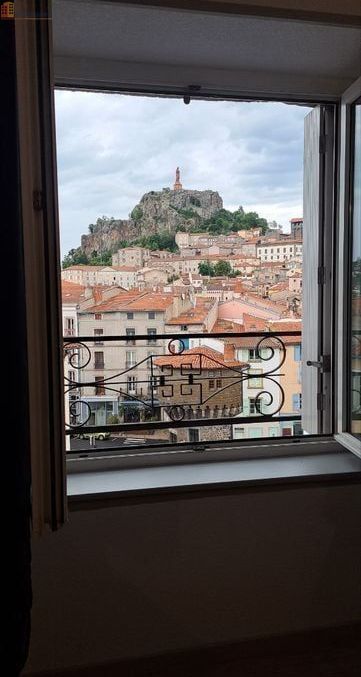 Studio 18m² Le Puy-en-Velay - Vue sur monuments, meublé - Photo 1