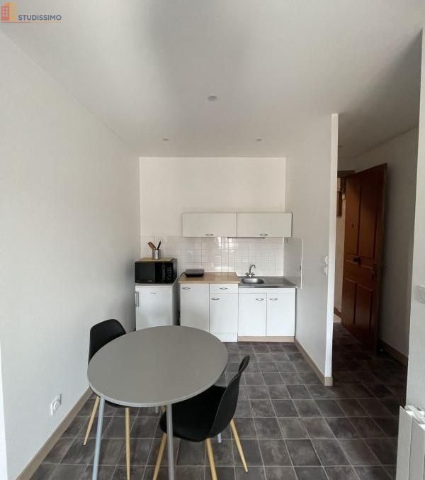 Studio 33m² Le Puy-en-Velay - Meublé, 5e étage - Photo 3