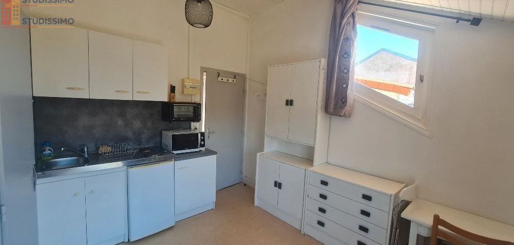 Studio meublé 17m² Yssingeaux - Refait à neuf, parking - Photo 3