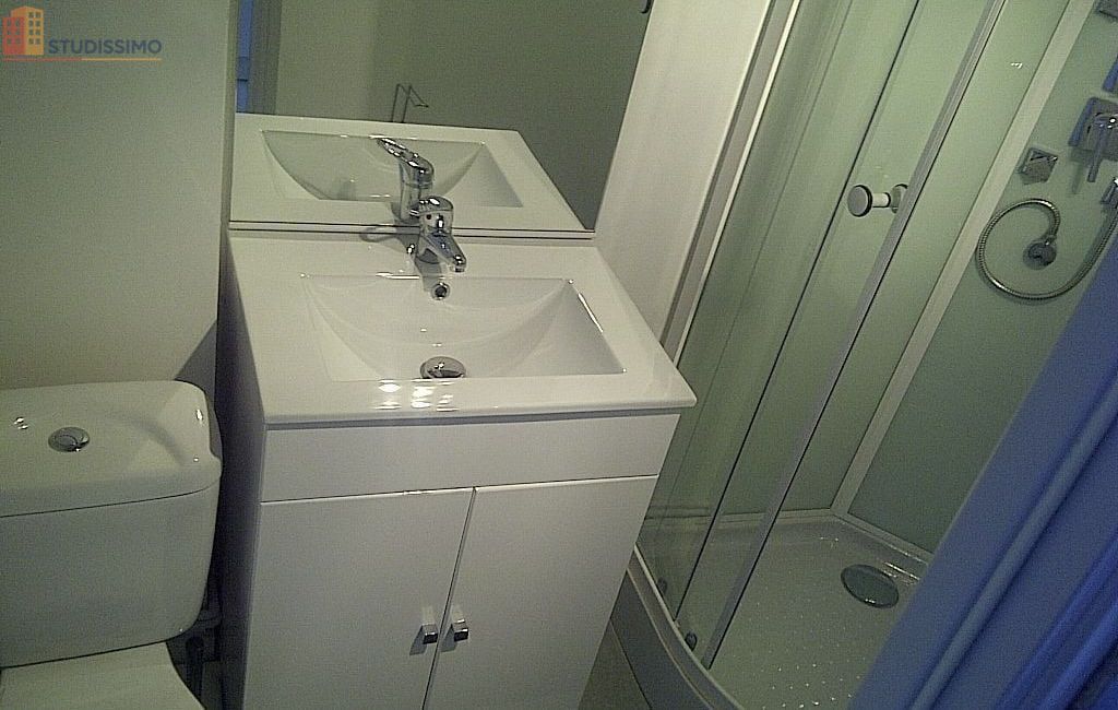 Studio meublé 24m² Yssingeaux - Plein centre, parking - Photo 2
